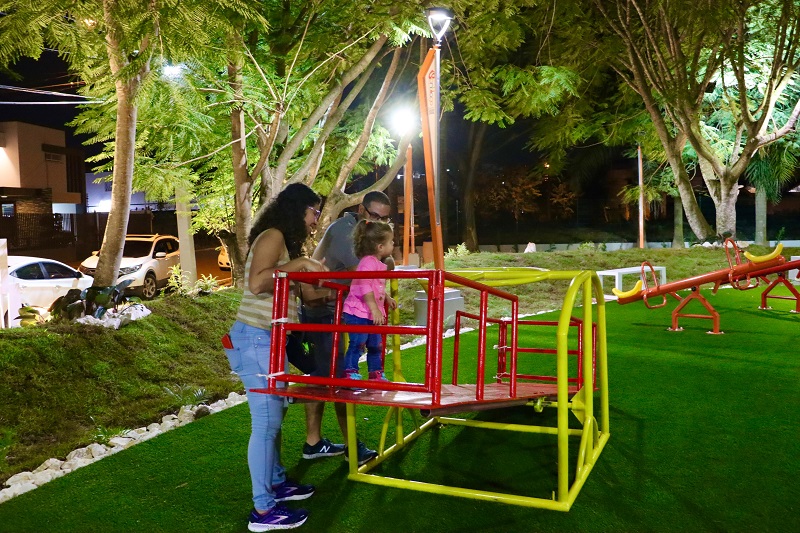 Alcaldía Santiago entregará un bello parque infantil en la Villa